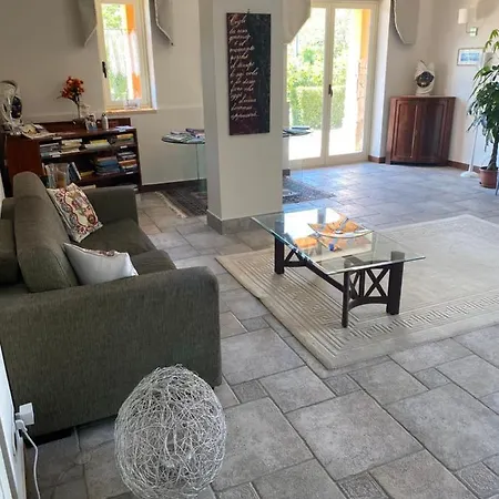 Casale E Relais 4* Motta Camastra