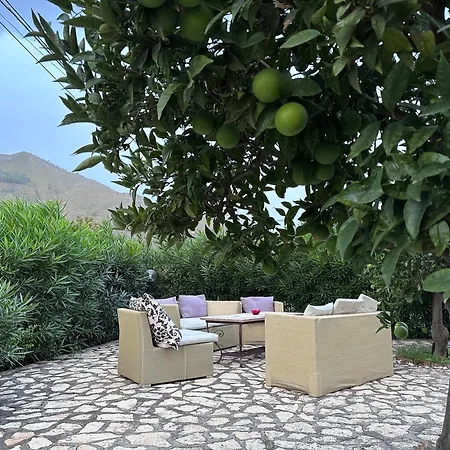 Casale E Relais Motta Camastra
