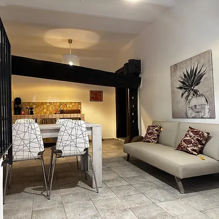 Casale E Relais Hotel Motta Camastra