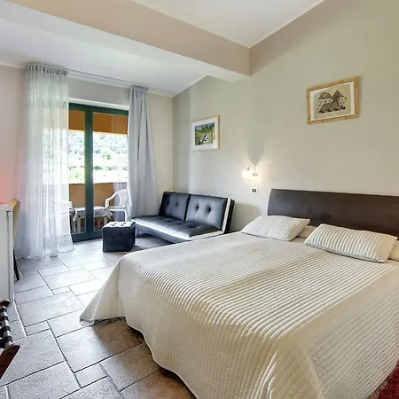 Casale E Relais Hotel 4*