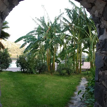 Casale E Relais Hotel 4*