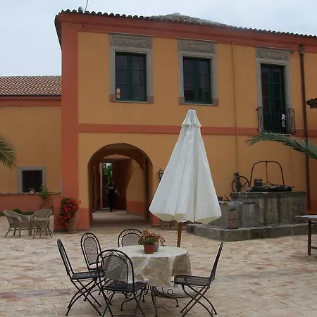 Hotel Casale E Relais Motta Camastra
